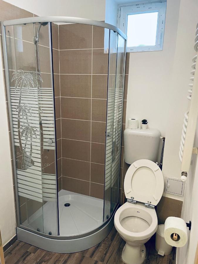 Apartament Londof Housing City Center Braszów Zewnętrze zdjęcie